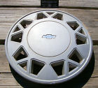 10097535 Chevrolet Corsica 14 Hubcap
