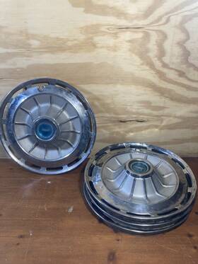 Chve5 Chevrolet Set Of 4 Vintage Oem 1962 Chevy Impala Corvair 14 Inch Hubcap Wheel Cover