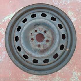 2198 Chrysler 2139/2198 15 Inch Steel Pt Cruiser Wheels 4 Oem Used H#