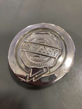04895899 Chrysler 4895899 2004 - 2010 300 Aspen Pacifica Sebring Center Cap Like New