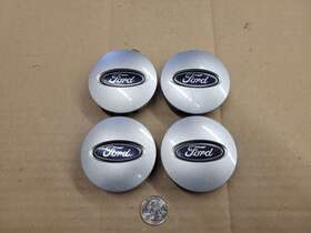 9l8j-1a108-aa Ford Oem 2002-2015 Edge Escape Flex Set Of Silver Center Caps