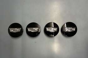 19333201 General Motors 2015-2024 Cadillac Escalade Black Center Caps With Chrome Logo Qty 4 Oem