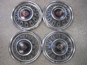 03893358 Gm Chevrolet 3007 1967 Chevy Impala Ss 14 Inch Oem Wheel Covers Hubcaps - Set/4