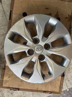 55573 Hyundai Hubcap For Accent 2015-2017 - Genuine Oem Factory 14 Inch Wheel Cover