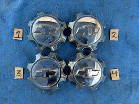 9597789 Oem 4 Chevy Silverado 2500 3500 Chrome Center Hub Caps Covers