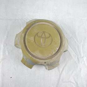 Toyota Ppe Pa6 Highlander Center Cap 2003-2006 Part Number Needs Painted