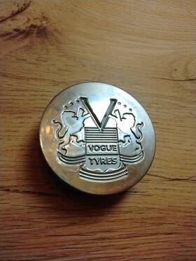 C009901cap Vogue Tyres Chrome Snap In Wheel Center Cap Cv01-vog Used Oem