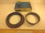 Ford 1964/1972 Heavy Truck Oil Seal Kit (inner Rear Wheel) Nos Free Shipping. Fixed Price $25.95.