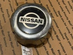 40315 89P15 1997 - 2002 Nissan Pathfinder Oem Chrome Center Cap (1). Fixed Price $28.99.