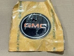 378918 Hubcap Insert -- 1977-1988 Gmc C/k 1500 W/ P01 Deluxe Wheel Covers Nos. Fixed Price $40.00.