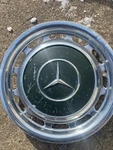 One 1969 To 1983 Mercedes Benz 240D 450 Sel PAGODA14 Inch Hubcap Green. Fixed Price $43.12.