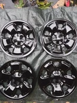 17 Black Wheel Skins 2014-2019 Jeep Cherokee Covers Set Of New Box. Fixed Price $90.00.