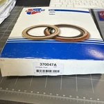 Triseal 65111U In Carquest Box 370047A Oil Hub Ford Free Sh.. Fixed Price $25.95.