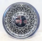 Single (1) Nos 1978-1979 Oldsmobile Delta 88 98 Spoked Wire Hubcap Wheel Cover. Fixed Price $74.99.