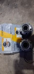 1992-1993 Ford Bronco & F150 Manual Locking Front Pair Hubs 4WD Out. Fixed Price $100.00.