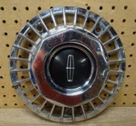 75-80 Lincoln Continental Mark Iv Town Car Versailles Center Cap D5LA-1A097-AA. Fixed Price $19.95.