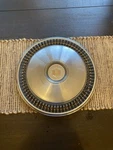 Oem Used 74-75 Chevrolet Malibu Classic 14" Wheel Cover/hub Cap Gm 345914. Fixed Price $15.50.