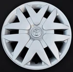 16" Hubcap Silver Fits 2004 - 2010 Toyota Sienna Wheel Rim Cover Free Sh. Fixed Price $35.00.