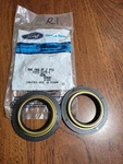 Nos Oem Ford F2TZ-1175-C Set Of Front Inner Spindle Seals 92-97 F350 4WD. Fixed Price $19.00.