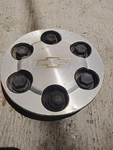 Chevrolet Silverado / Suburban Tahoe Oem 17" Wheel Center Cap 9594520. Fixed Price $31.15.