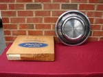 75 Lincoln Continental Nos Hubcap Pt# D5VY-1130-K. Fixed Price $250.00.