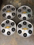 2007 - 2014 Oem Chevrolet Tahoe Silverado Avalanche Suburban Center Caps 9596341. Fixed Price $40.00.