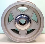 Ferrari 365 GTB/4 Daytona Wheel Rim 109186 7 1/2X15 Cromodora 42 Rudge Hub 512BB. Fixed Price $900.00.