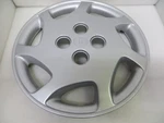 Toyota Corolla 1998-2000 14" 7 Slot Silver Wheel Cover / Hubcap 61098 Oem. Fixed Price $66.00.