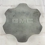 Oem 2001 - 2006 Gmc Sierra Yukon Denali Center Cap 9594256 02 03 04 05 W6. Fixed Price $11.25.